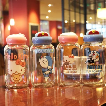 600 мл Kawaii Карикатура Kittyed Doraemoned Здравей Cat Стъклена Чаша, Бутилка За Вода, Открит Преносим Напитка с Мляко Шише За Сок За Деца Момичета